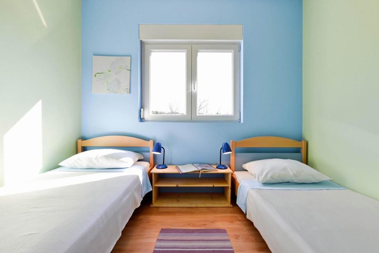 Paklina Apartments Starigrad Paklenica Esterno foto
