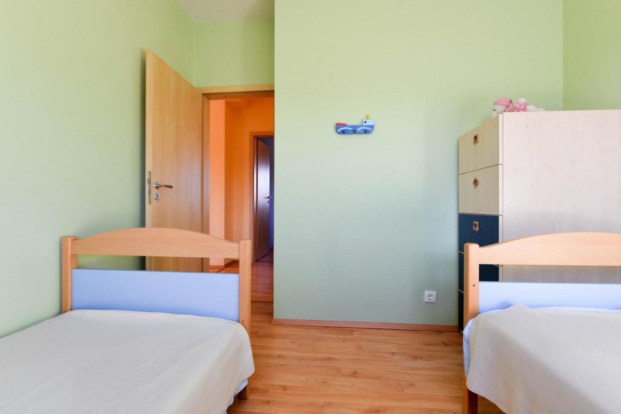 Paklina Apartments Starigrad Paklenica Esterno foto